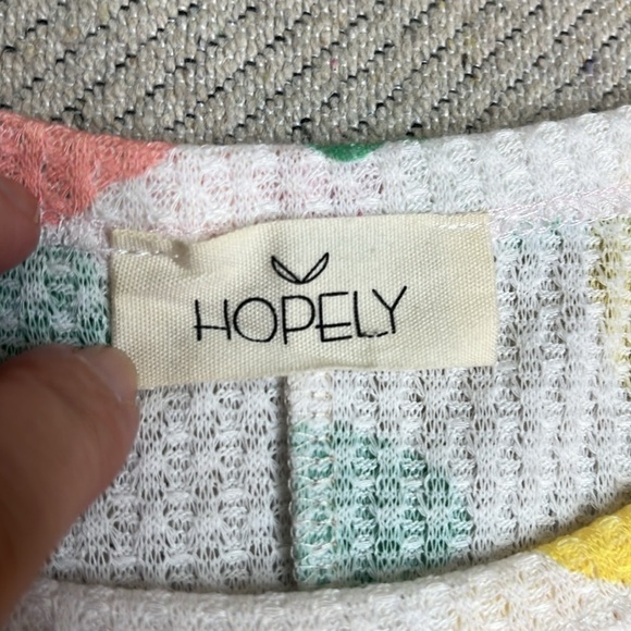 Hopely Floral waffle oversized Top with Vibrant Colors - Picture 3 of 11